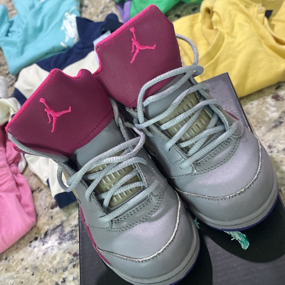 Girls retro 5 Jordan’s - Picture 6 of 6